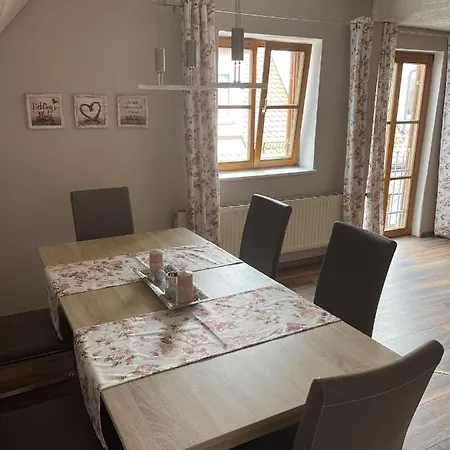 Apartamento Neu! Moderne Ferienwohnung Leipheim